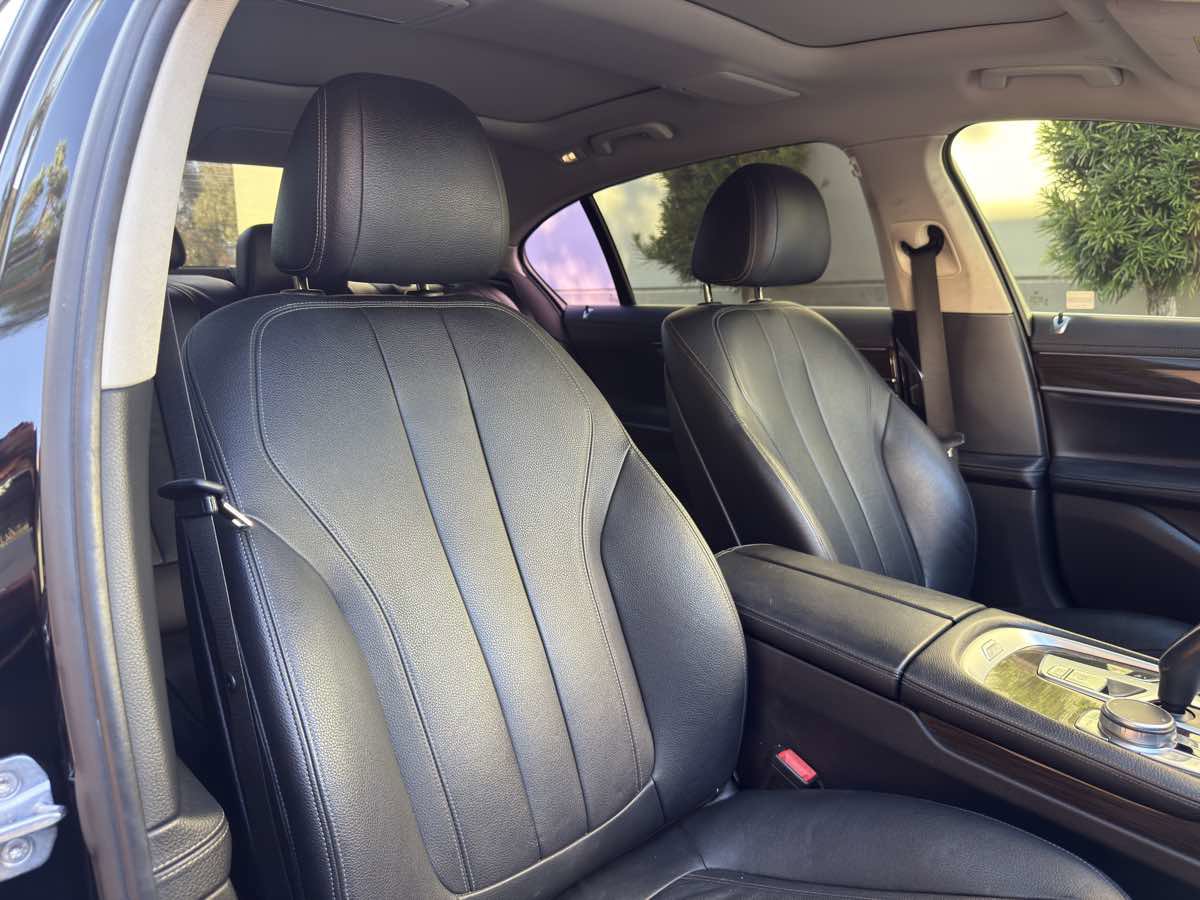 Used 2016 BMW 740i image 58