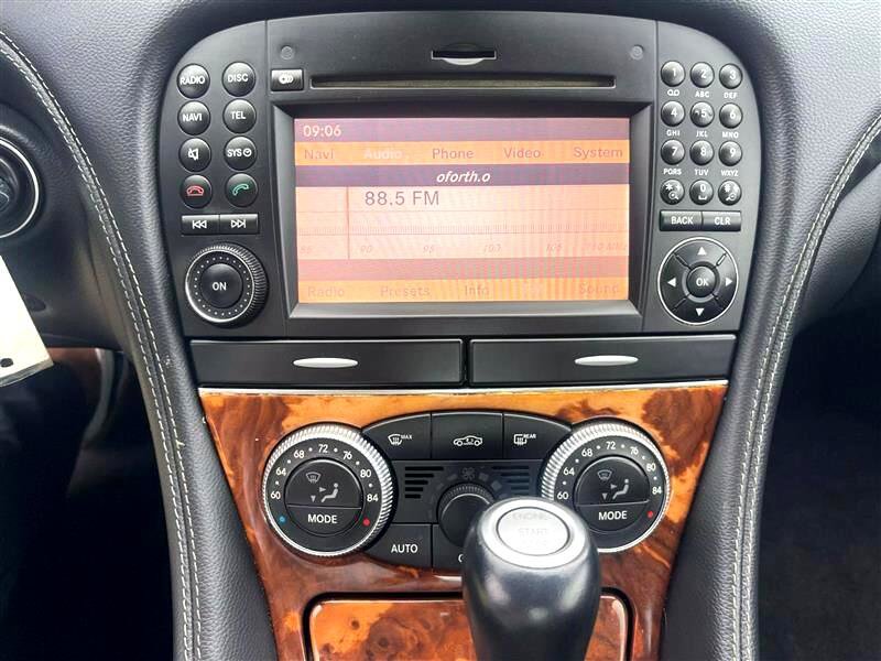 Used 2012 Mercedes-Benz SL 550 image 17