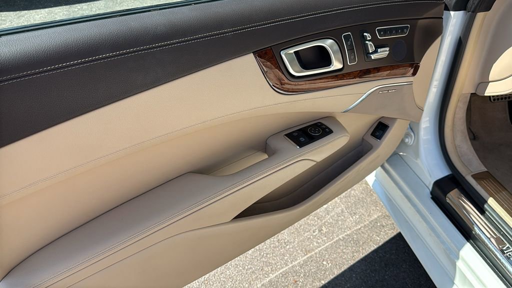 Certified 2024 Mercedes-Benz E 350 4MATIC Sedan image 17