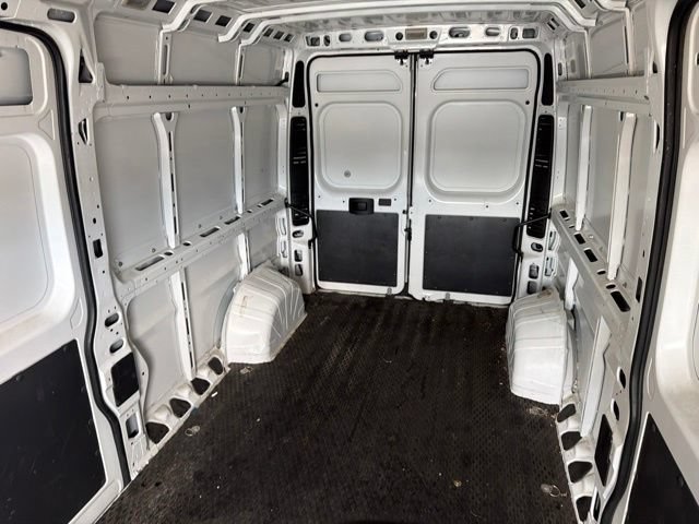 Used 2016 RAM ProMaster 2500 w/ Mopar Trailer Tow Group FWD image 14