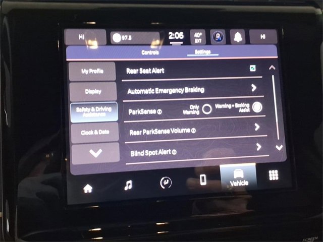 New 2025 Jeep Grand Cherokee L Laredo image 6