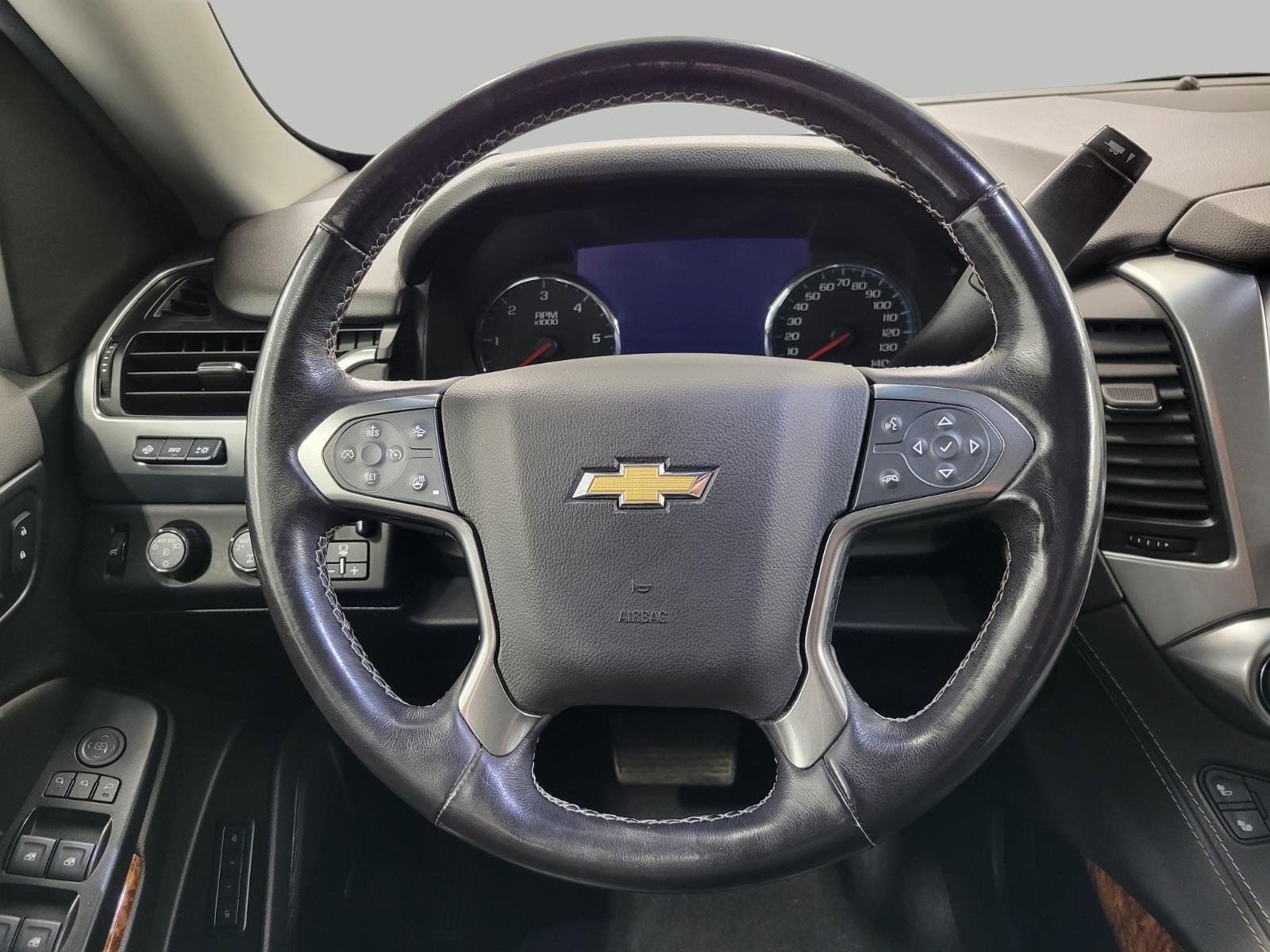 Used 2020 Chevrolet Suburban Premier w/ Max Trailering Package AWD/4WD image 5