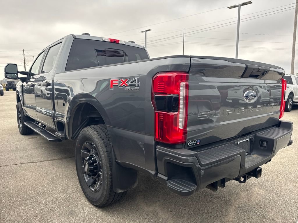 Used 2024 Ford F250 XL w/ STX Appearance Package image 8