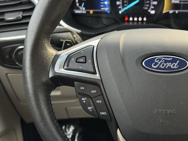 Used 2016 Ford Edge Titanium image 24