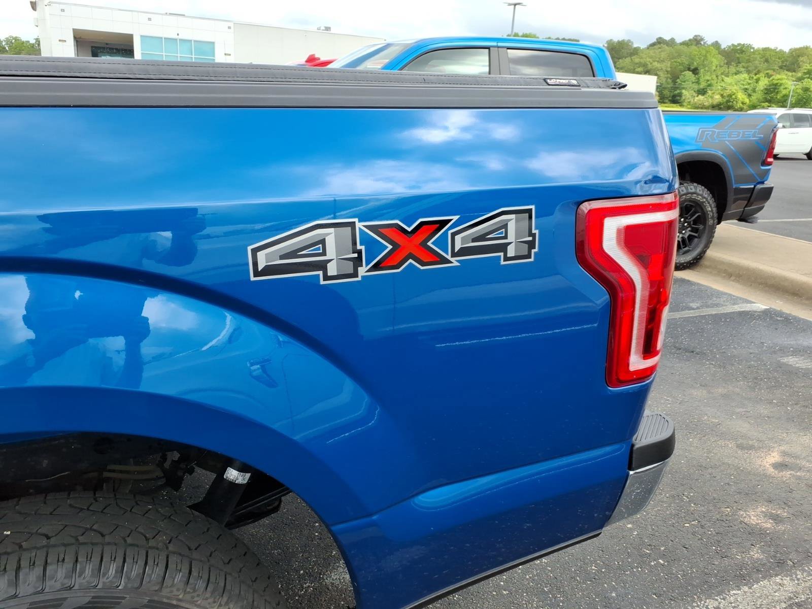 Used 2017 Ford F150 XLT w/ Equipment Group 301A Mid AWD/4WD image 6