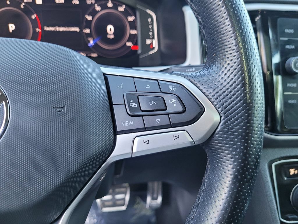 Used 2022 Volkswagen Atlas SEL R-Line AWD/4WD image 24