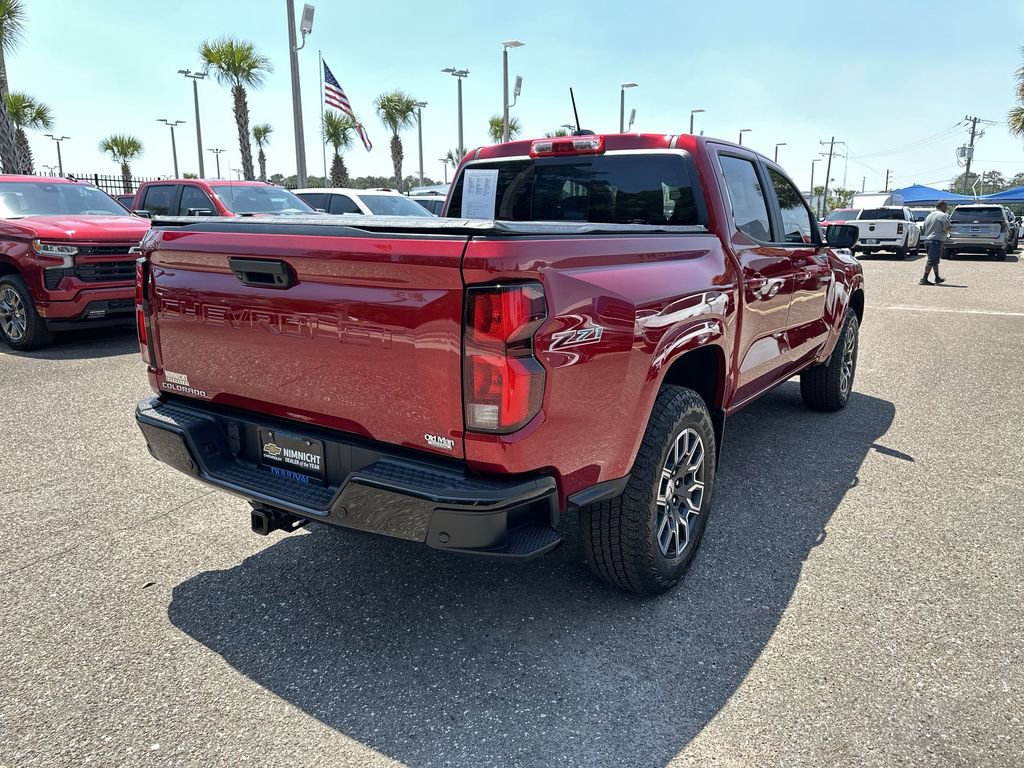 Used 2024 Chevrolet Colorado Z71 w/ Z71 Convenience Package 2 AWD/4WD image 16