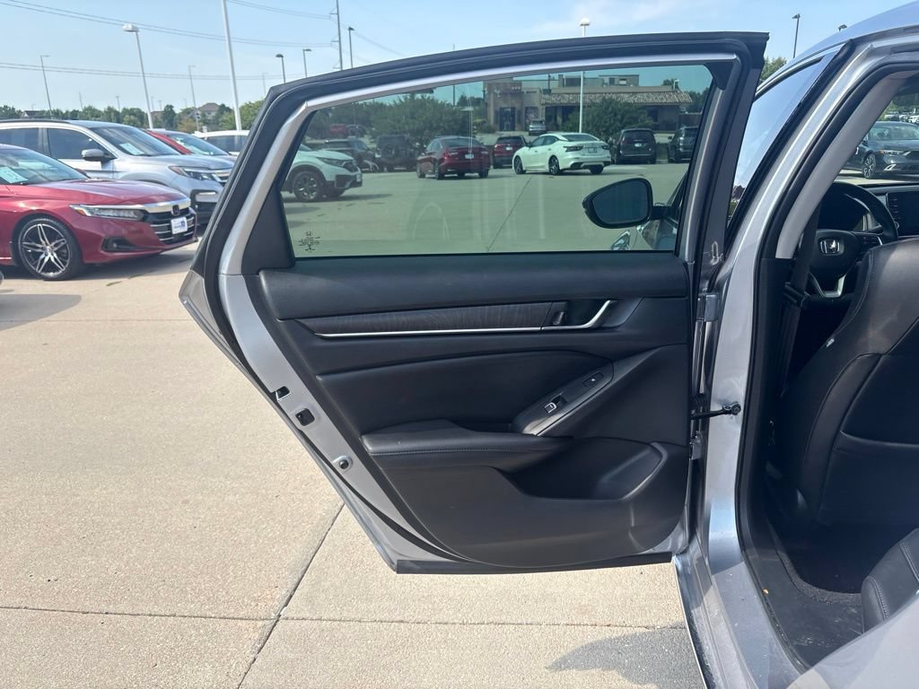 Used 2022 Honda Accord Touring image 40