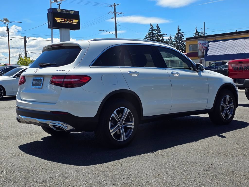 Used 2018 Mercedes-Benz GLC 300 4MATIC image 6