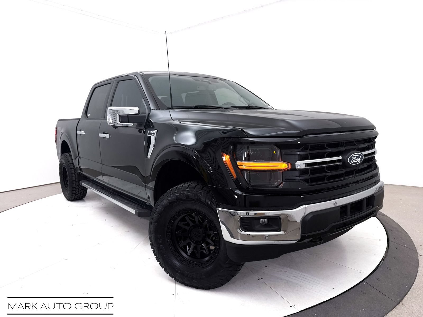 Used 2025 Ford F150 XLT w/ Equipment Group 302A MID AWD/4WD image 1