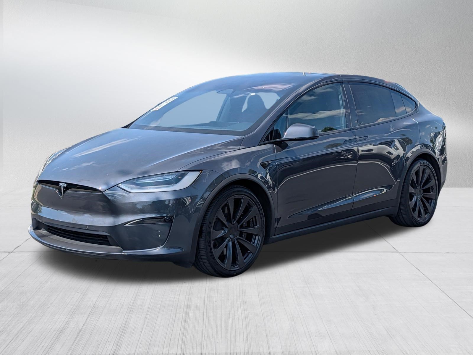 Used 2023 Tesla Model X AWD/4WD image 3