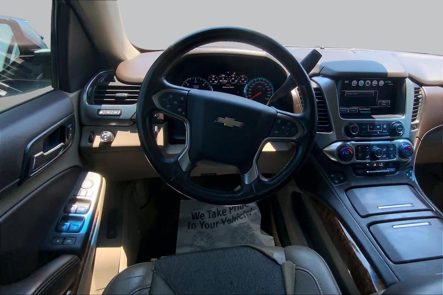Used 2016 Chevrolet Suburban LTZ RWD image 6