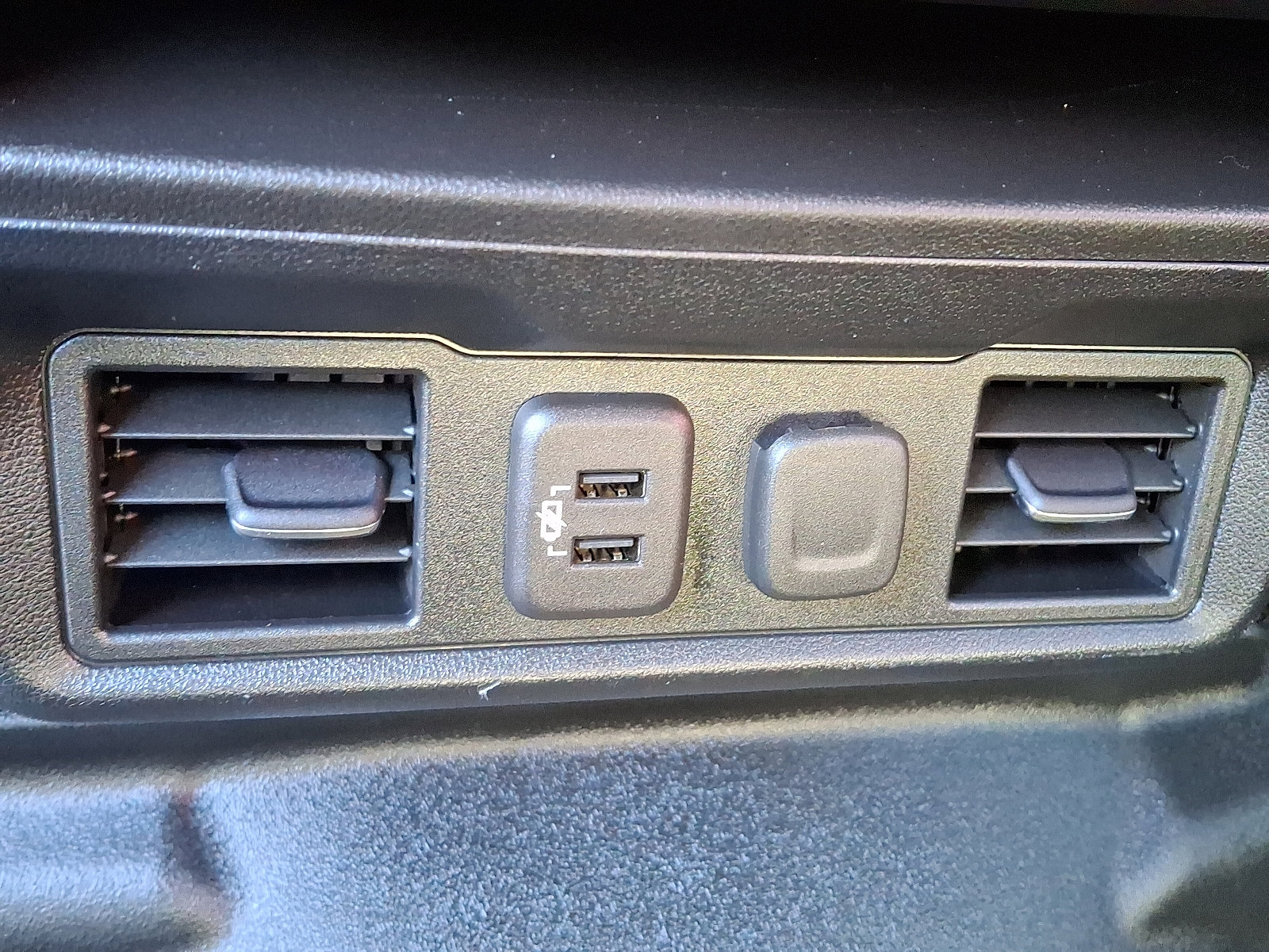 Used 2021 Chevrolet Silverado 1500 RST image 11