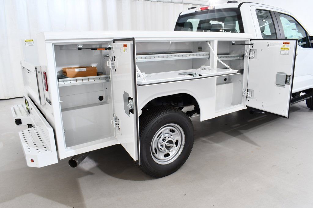 New 2025 Ford F350 XL w/ XL Chrome Package image 22