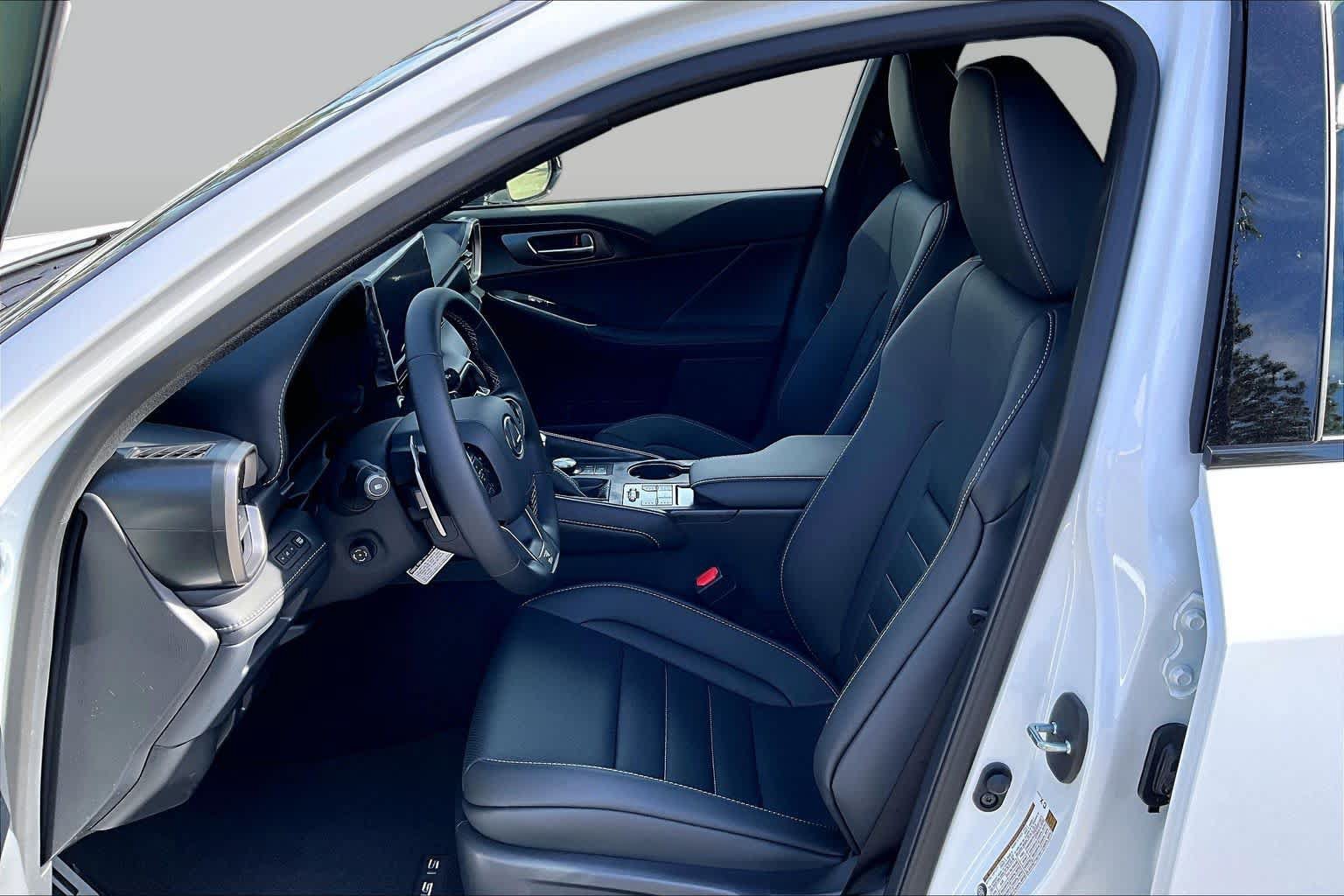 New 2026 Lexus IS 350 F Sport RWD image 18
