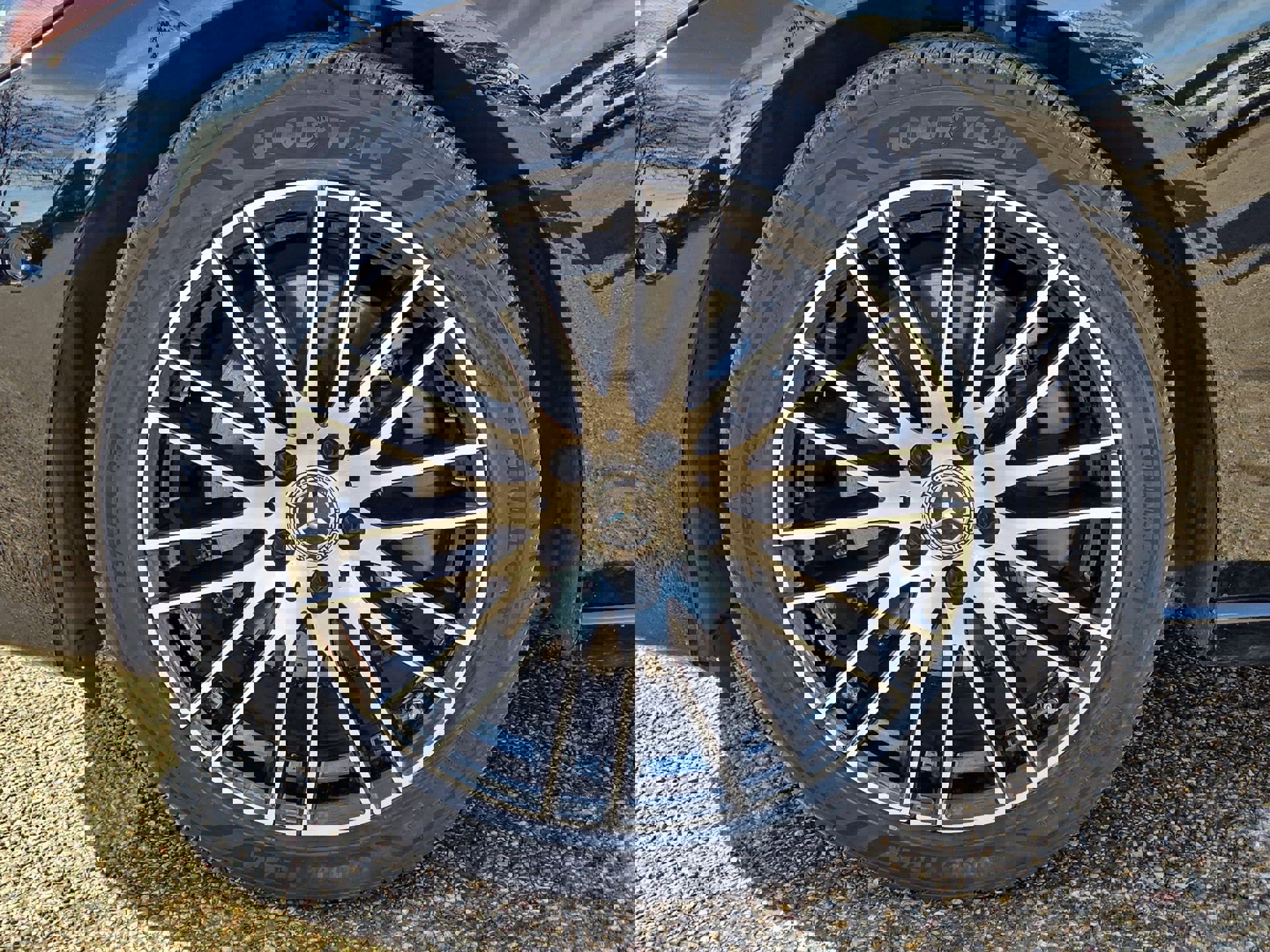 Used 2024 Mercedes-Benz C 300 Sedan image 11