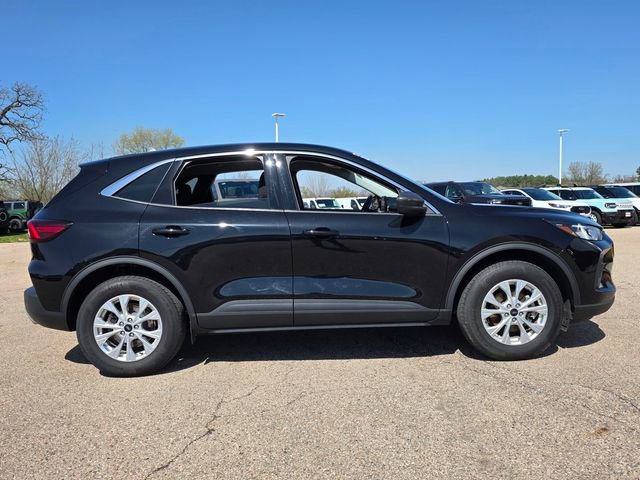 Used 2023 Ford Escape Active image 2