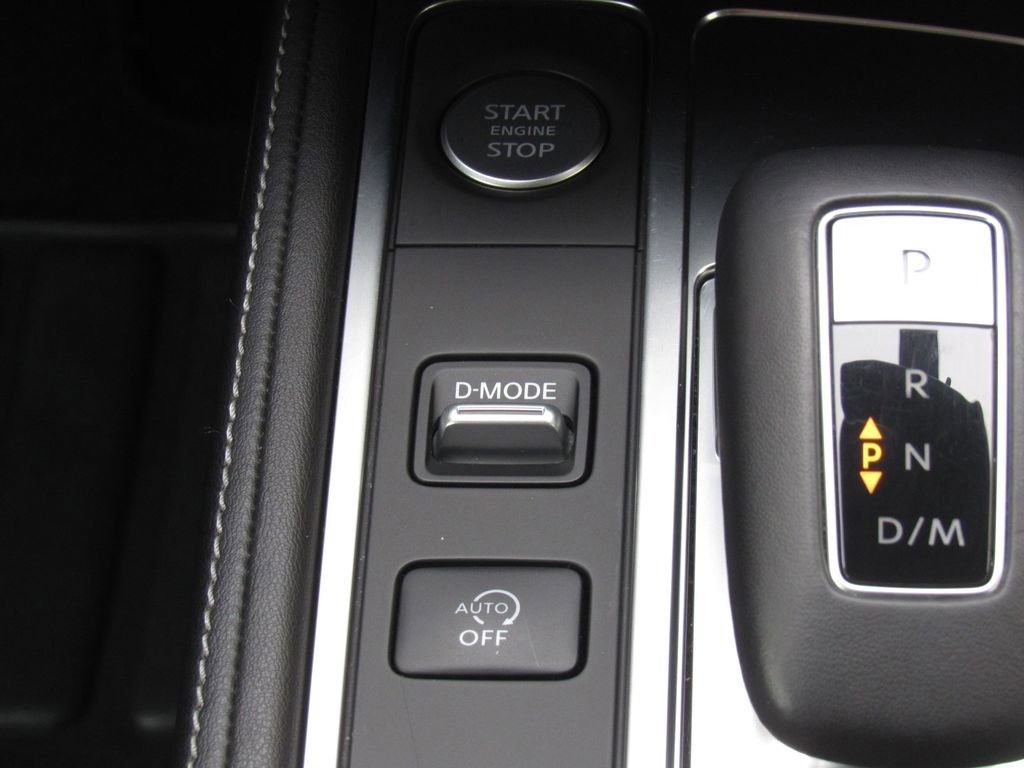 Used 2025 INFINITI QX60 Luxe image 33