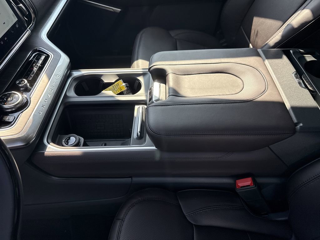 New 2025 Ford Expedition Max Platinum w/ Platinum Ultimate Package image 24