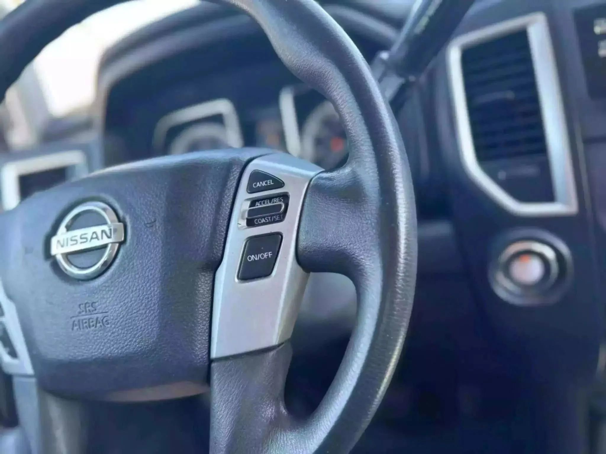 Used 2017 Nissan Titan S RWD image 13