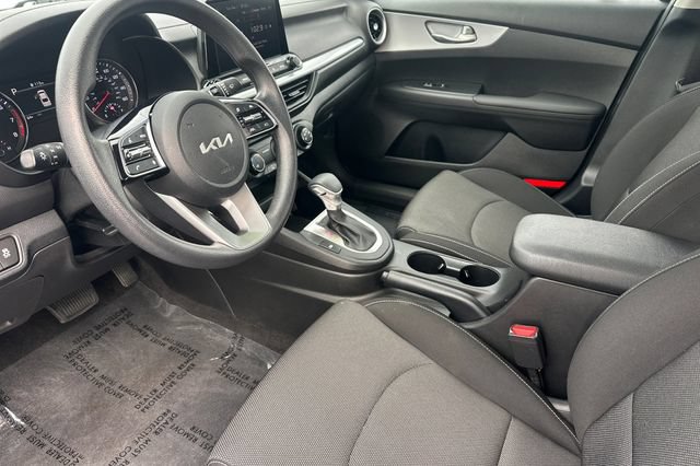 Used 2024 Kia Forte LXS FWD image 11