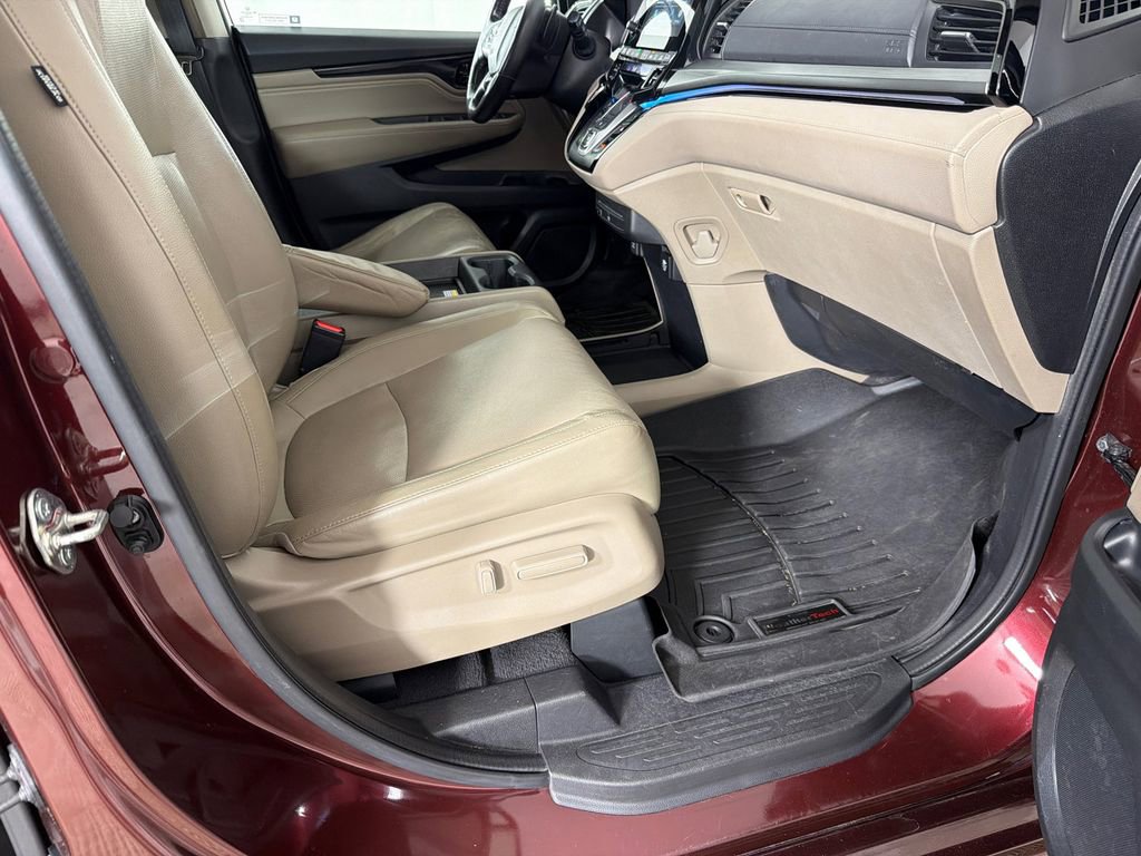 Used 2018 Honda Odyssey Elite image 14