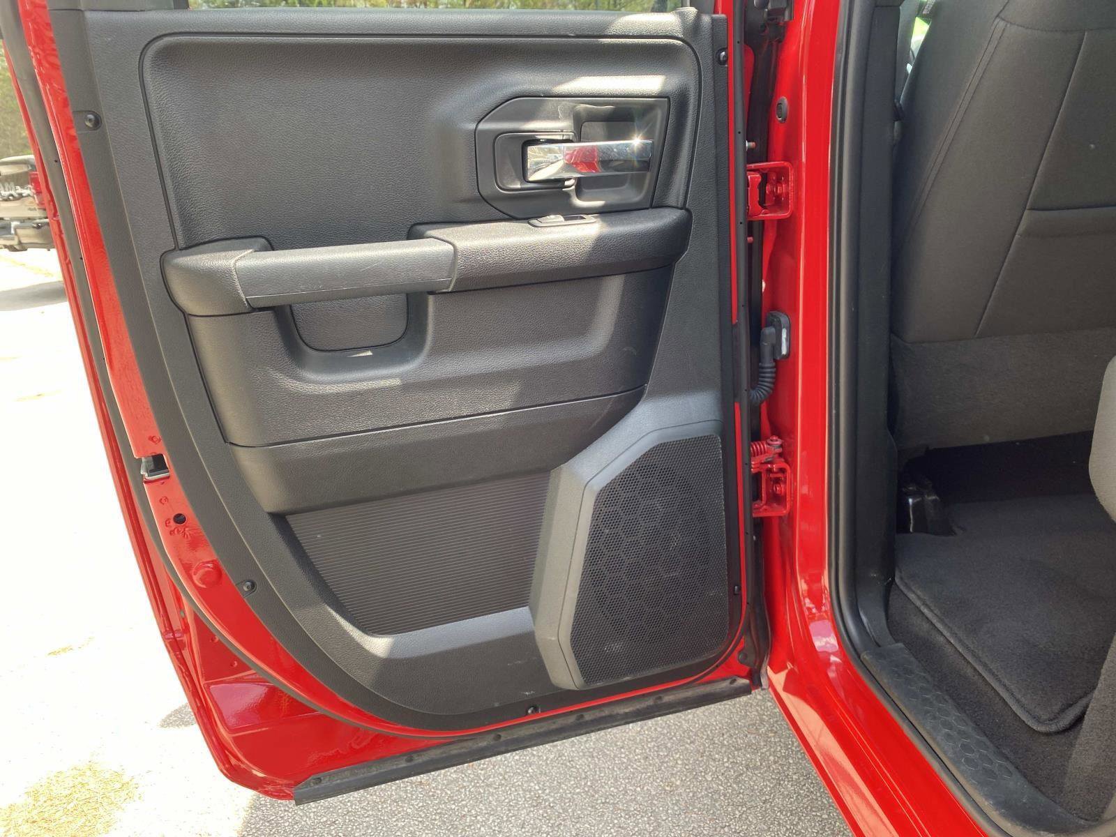 Certified 2024 RAM 1500 Classic Warlock image 18