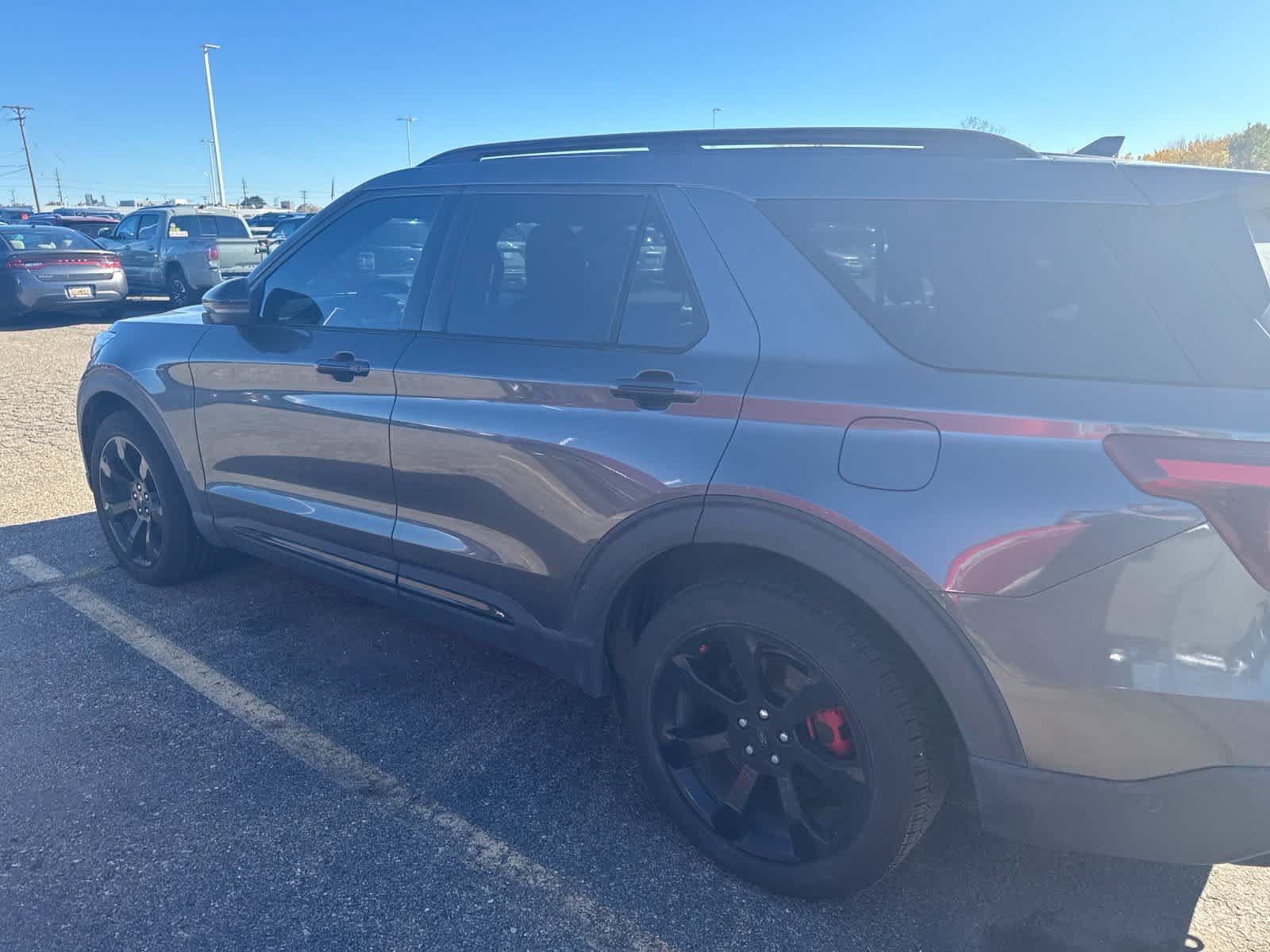 Used 2020 Ford Explorer ST w/ ST Street Pack AWD/4WD image 17