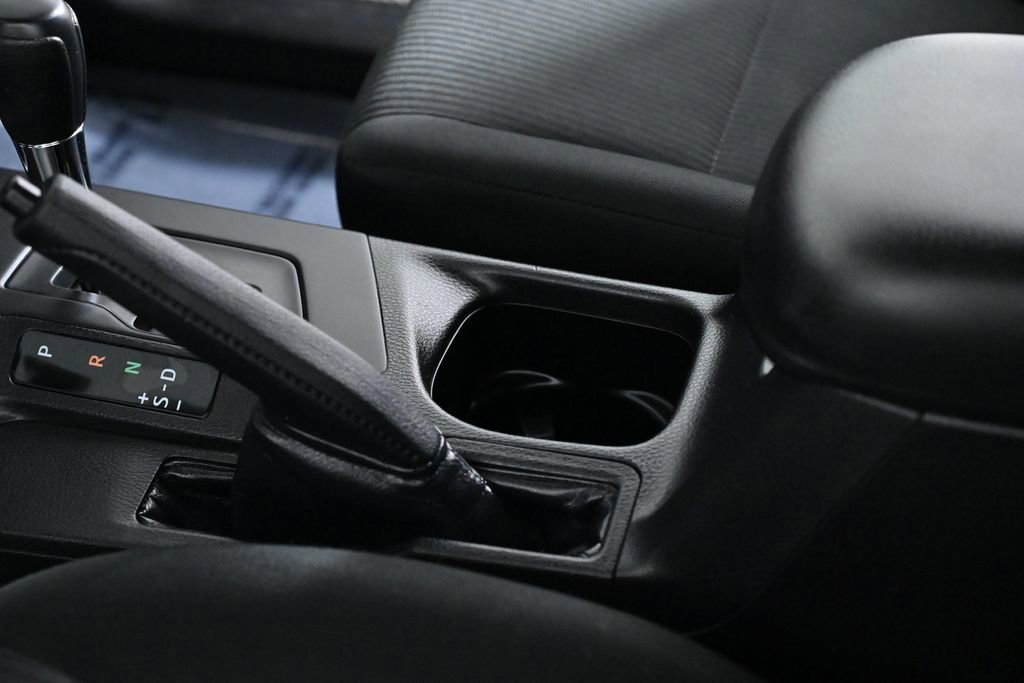 Used 2018 Toyota RAV4 LE w/ All Weather Liner Package image 19