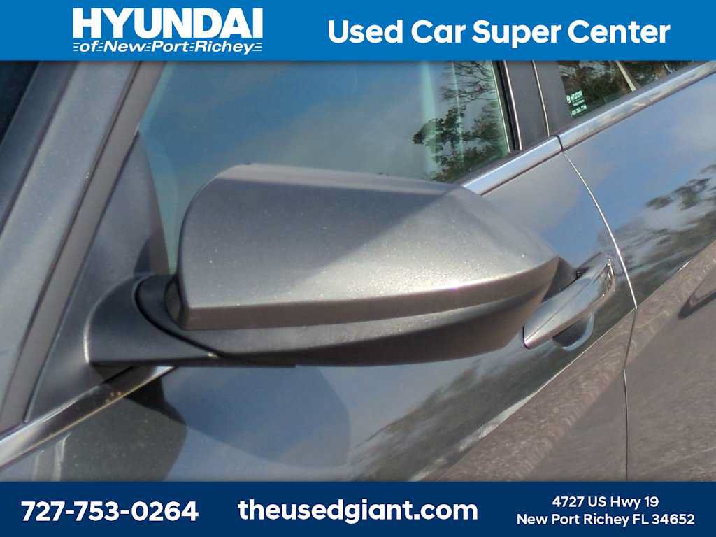 Certified 2025 Hyundai Elantra SEL FWD image 11
