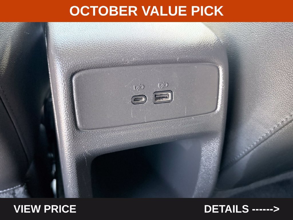 Used 2025 Chevrolet Trax LT FWD image 9