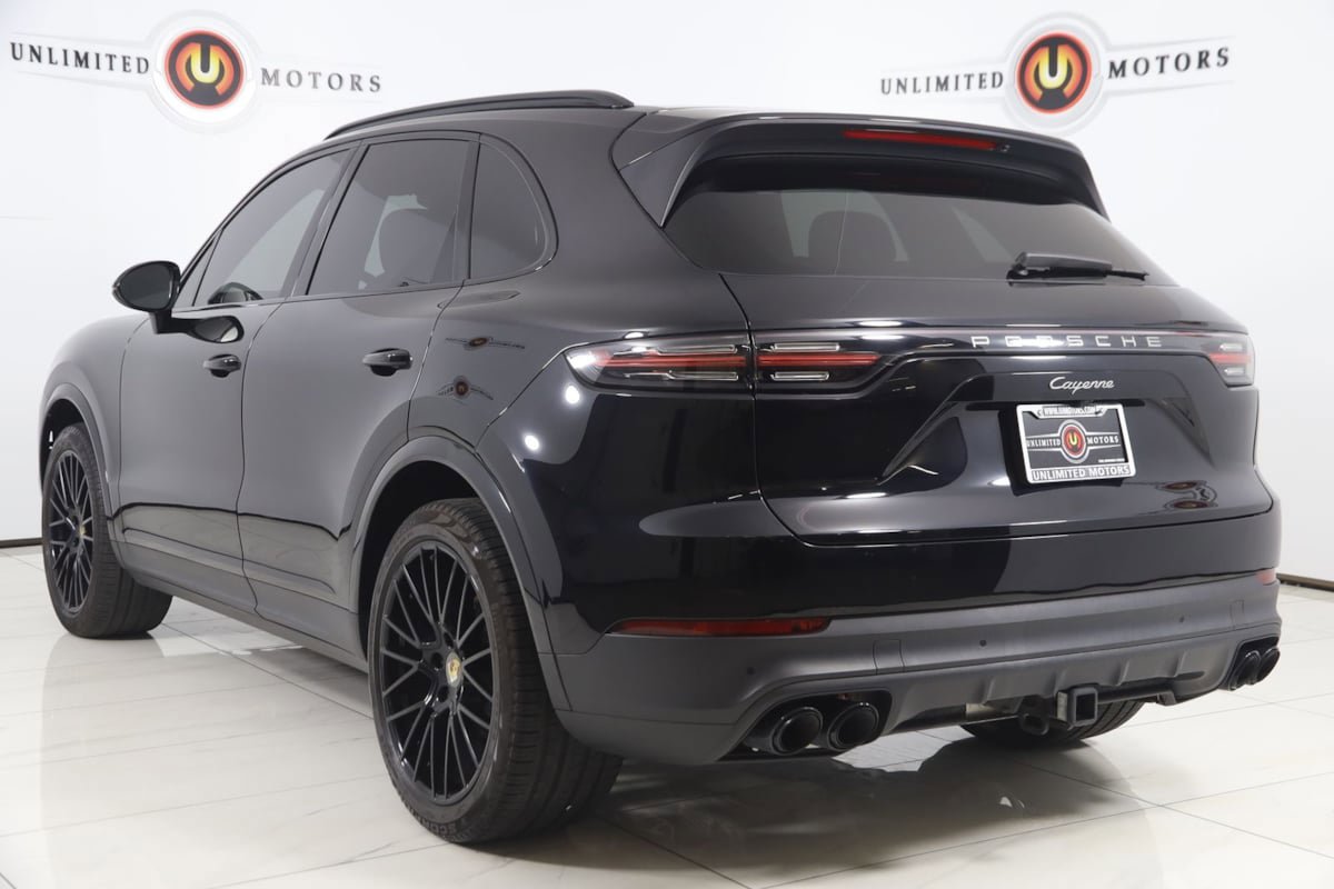 Used 2022 Porsche Cayenne AWD/4WD image 4