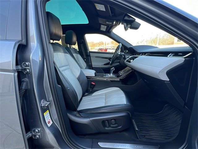 Used 2020 Land Rover Range Rover Evoque R-Dynamic SE image 30