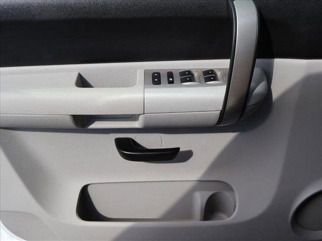 Used 2008 Chevrolet Silverado 2500 LT AWD/4WD image 11