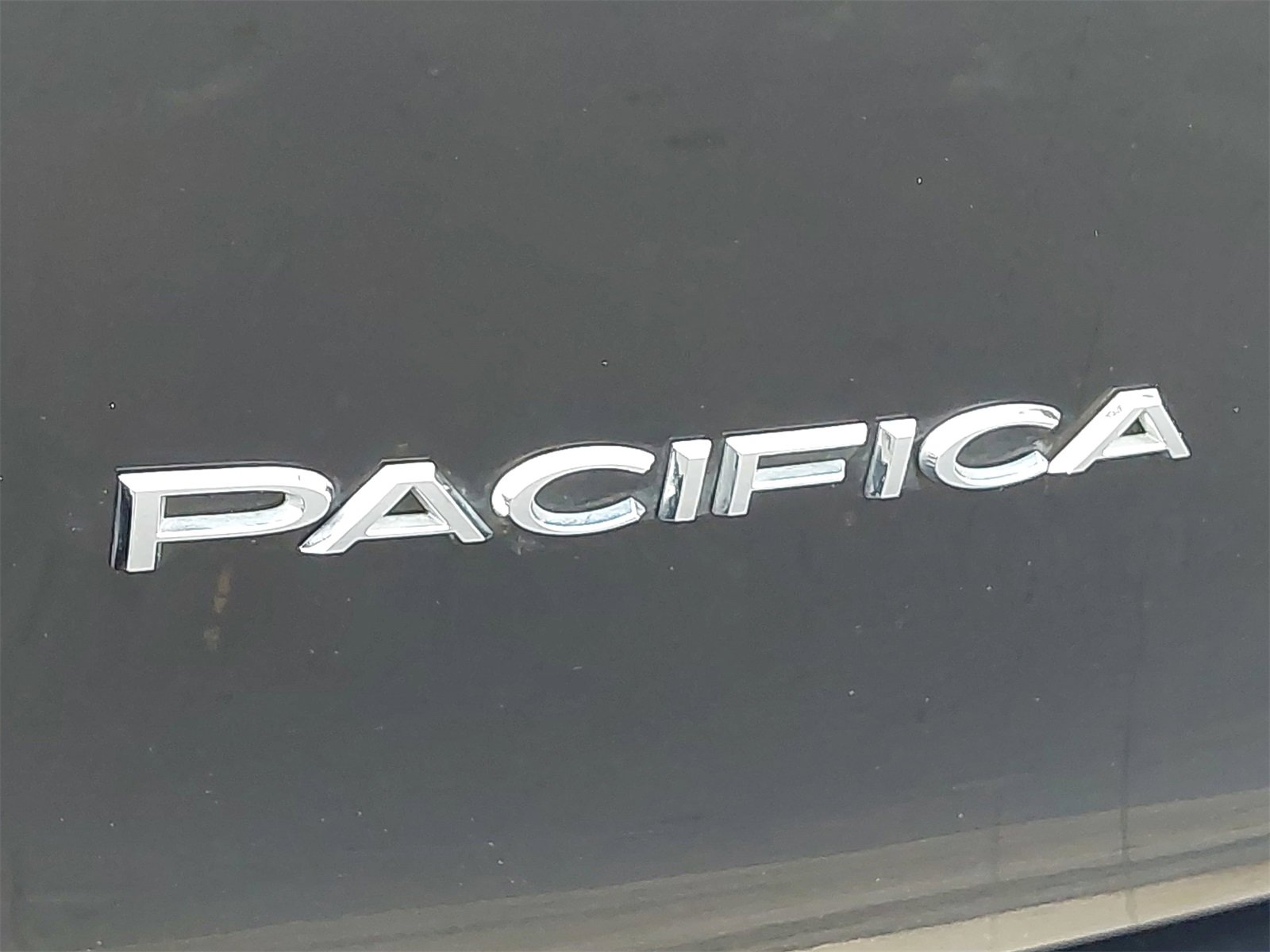 Used 2022 Chrysler Pacifica Touring-L image 45