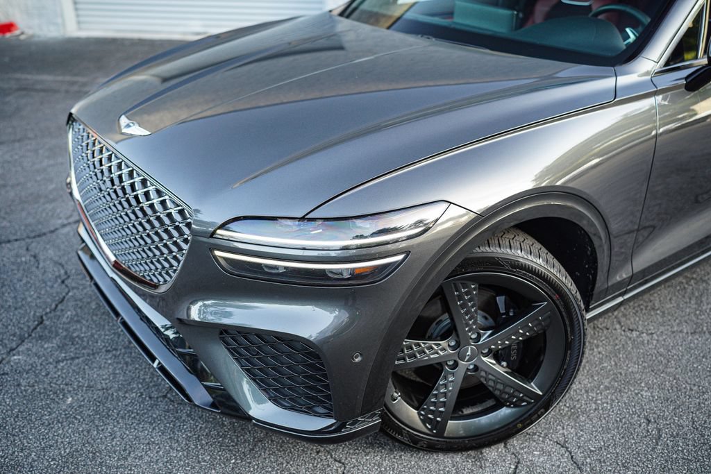 Used 2024 Genesis GV70 2.5T w/ Sport Prestige Package AWD/4WD image 2