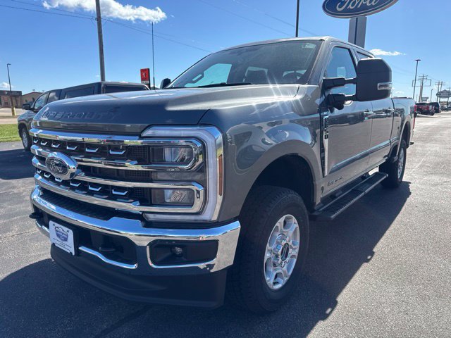 New 2026 Ford F250 XLT w/ XLT Premium Package AWD/4WD image 3