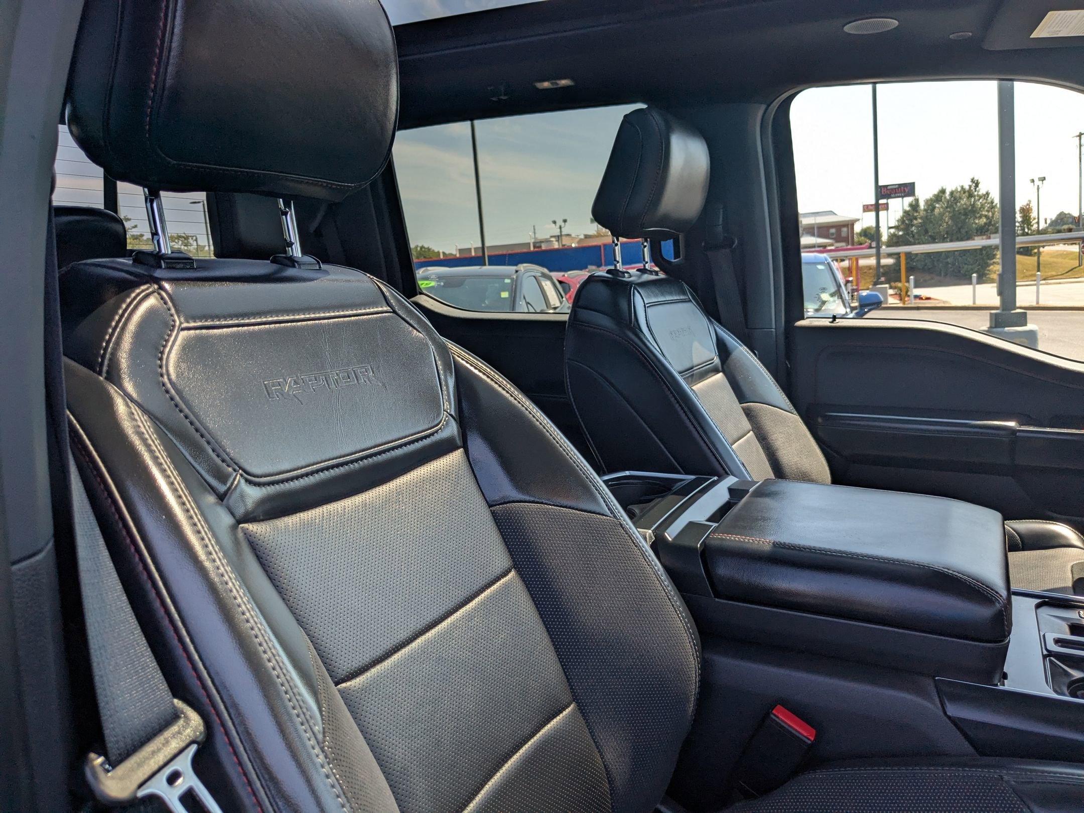 Used 2024 Ford F150 Raptor image 28
