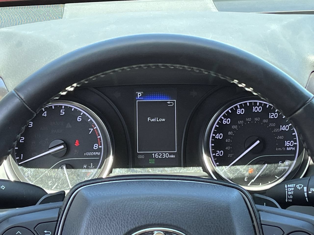 Used 2024 Toyota Camry SE FWD image 13