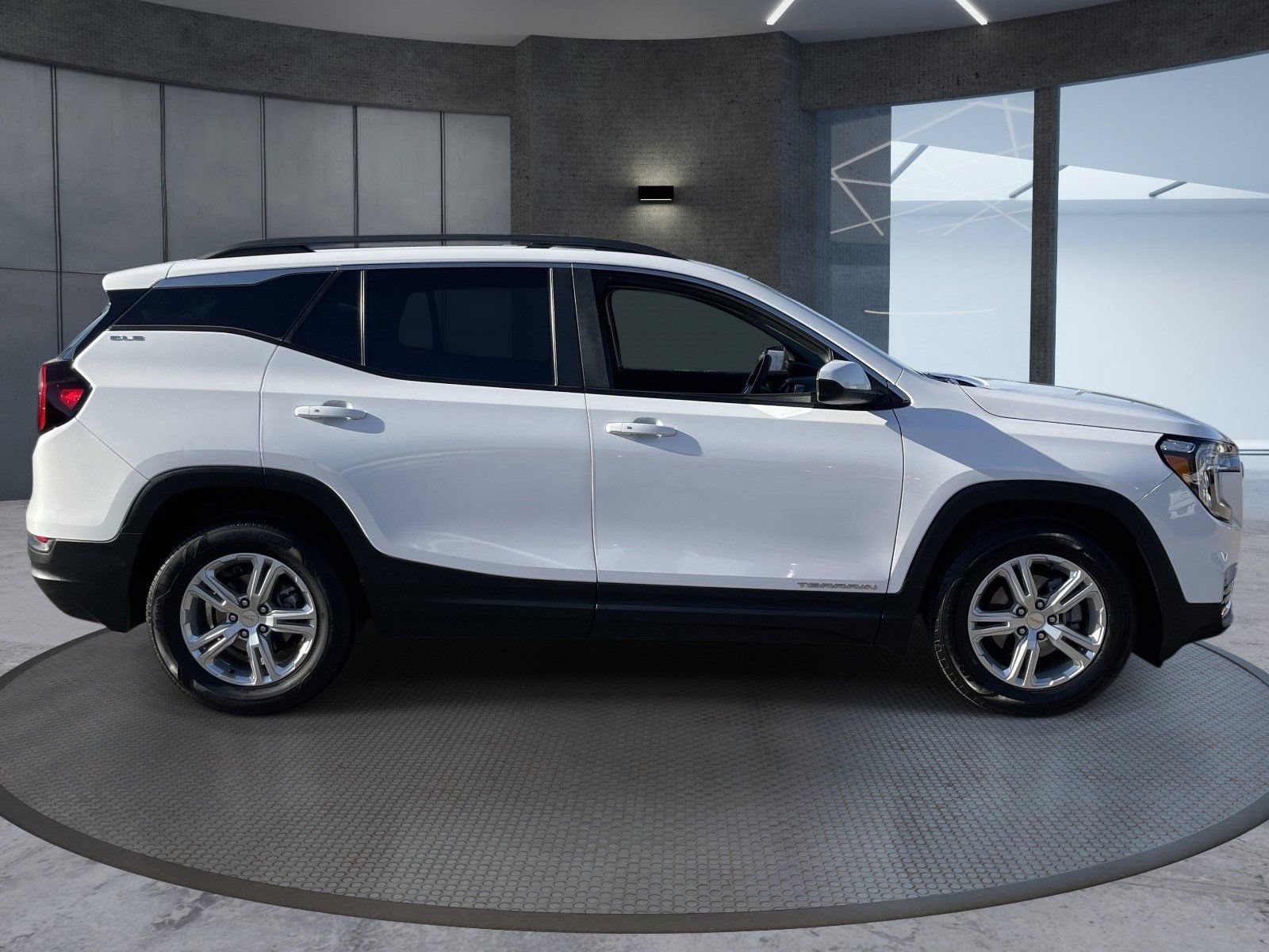 Certified 2022 GMC Terrain SLE w/ Driver Convenience Package FWD image 7