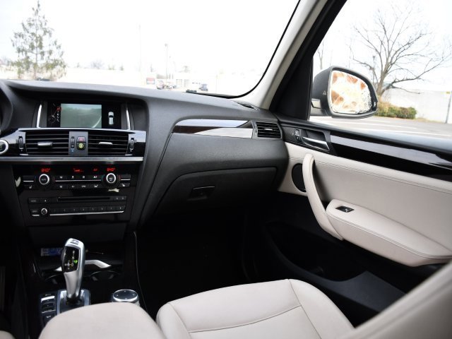 Used 2016 BMW X3 xDrive28i image 16