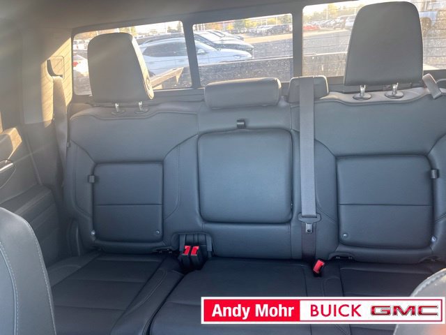 Used 2023 GMC Sierra 1500 SLT w/ SLT Premium Plus Package AWD/4WD image 46