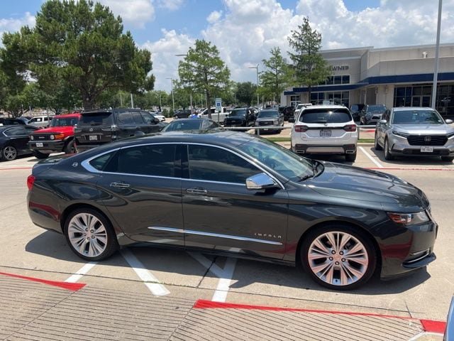 Used 2014 Chevrolet Impala LTZ FWD image 4