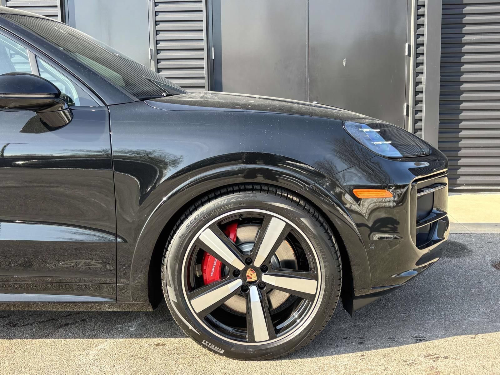New 2026 Porsche Cayenne GTS AWD/4WD image 14