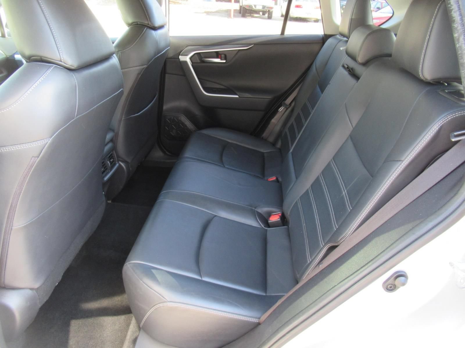 Used 2019 Toyota RAV4 Limited AWD/4WD image 37