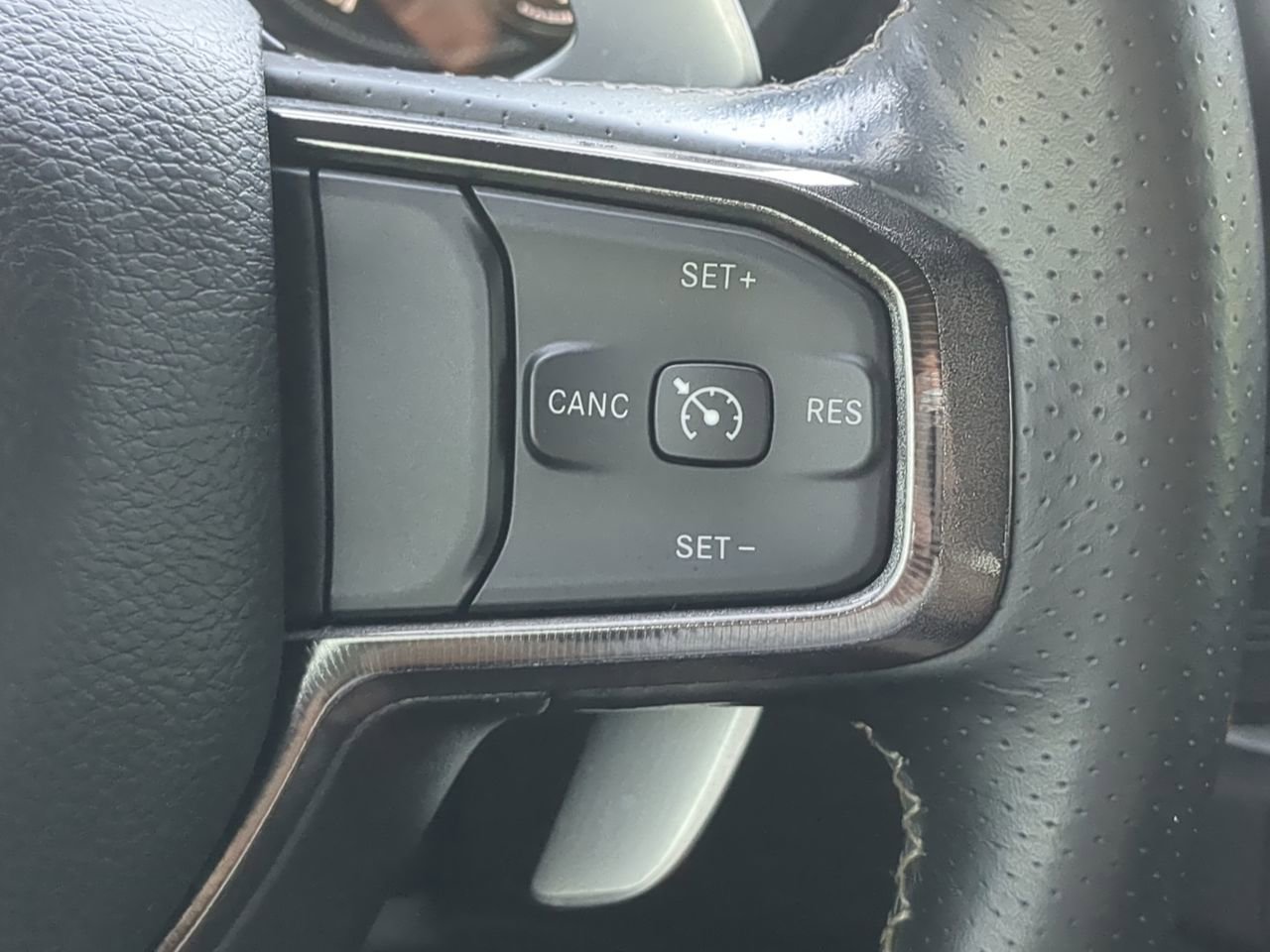 Certified 2022 RAM 1500 Laramie AWD/4WD image 25