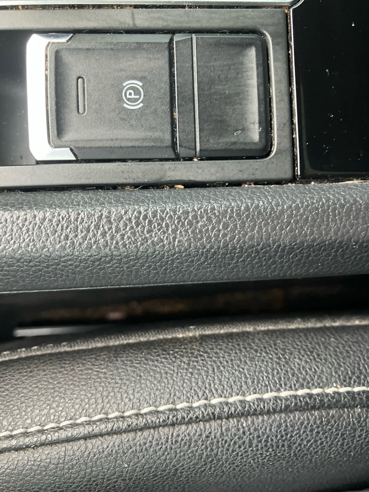 Used 2021 Volkswagen Atlas SEL image 32