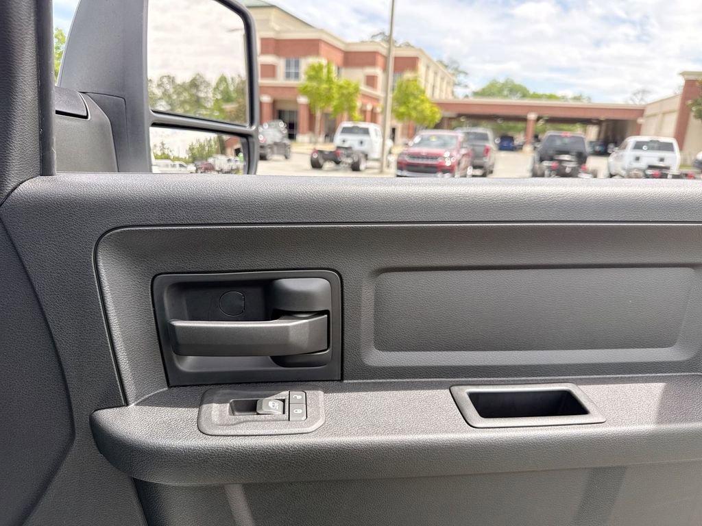 New 2026 RAM 3500 Tradesman image 28