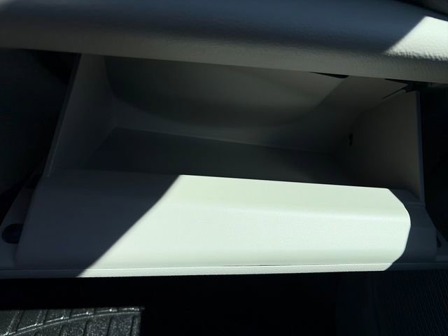 Used 2019 Chrysler Pacifica L FWD image 33