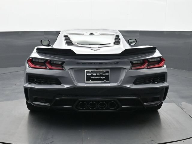 Used 2025 Chevrolet Corvette Z06 RWD image 15